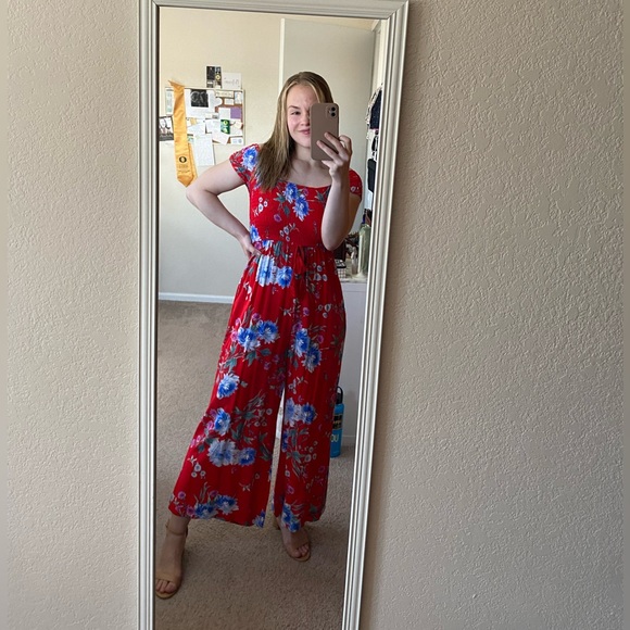 Band of Gypsies Floral Jumpsuit - Picture 3 of 3